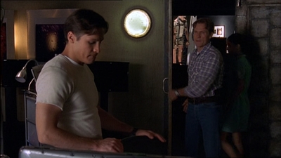 ROSWELL_-_E2X07_WIPEOUT_503.jpg