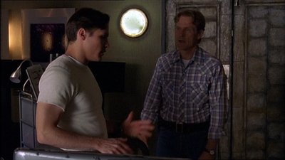 ROSWELL_-_E2X07_WIPEOUT_516.jpg