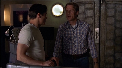 ROSWELL_-_E2X07_WIPEOUT_521.jpg