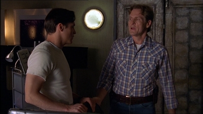 ROSWELL_-_E2X07_WIPEOUT_526.jpg