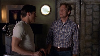ROSWELL_-_E2X07_WIPEOUT_534.jpg