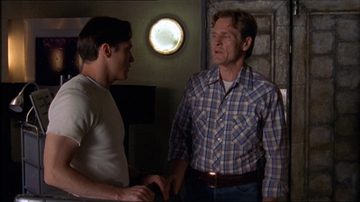ROSWELL_-_E2X07_WIPEOUT_538.jpg