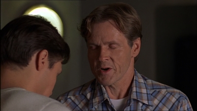 ROSWELL_-_E2X07_WIPEOUT_570.jpg