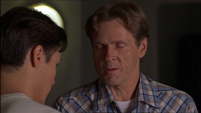 ROSWELL_-_E2X07_WIPEOUT_586.jpg