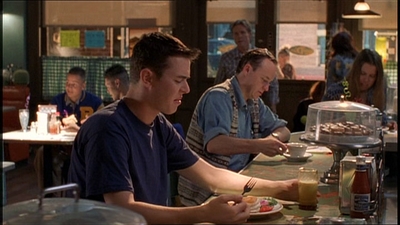 ROSWELL_-_E2X07_WIPEOUT_670.jpg
