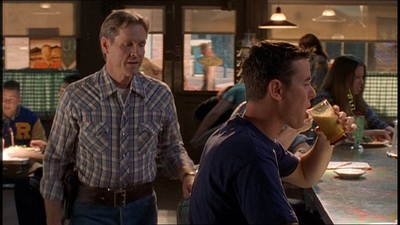 ROSWELL_-_E2X07_WIPEOUT_681.jpg