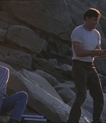 ROSWELL_-_E2X07_WIPEOUT_015.jpg