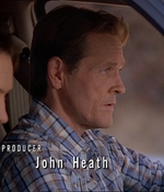 ROSWELL_-_E2X07_WIPEOUT_199.jpg