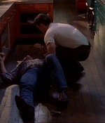 ROSWELL_-_E2X07_WIPEOUT_293.jpg
