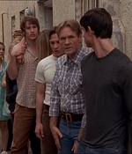 ROSWELL_-_E2X07_WIPEOUT_367.jpg