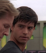 ROSWELL_-_E2X07_WIPEOUT_385.jpg