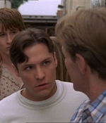 ROSWELL_-_E2X07_WIPEOUT_404.jpg