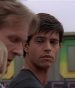 ROSWELL_-_E2X07_WIPEOUT_465.jpg
