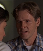 ROSWELL_-_E2X07_WIPEOUT_566.jpg