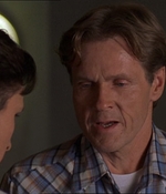 ROSWELL_-_E2X07_WIPEOUT_582.jpg