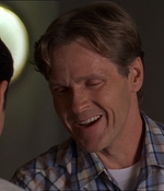 ROSWELL_-_E2X07_WIPEOUT_601.jpg