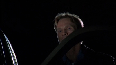 ROSWELL_-_E2X08_MEET_THE_DUPES_026.jpg