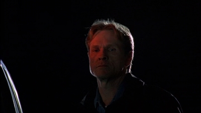 ROSWELL_-_E2X08_MEET_THE_DUPES_036.jpg