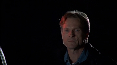 ROSWELL_-_E2X08_MEET_THE_DUPES_048.jpg