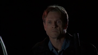 ROSWELL_-_E2X08_MEET_THE_DUPES_051.jpg