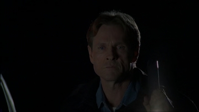 ROSWELL_-_E2X08_MEET_THE_DUPES_055.jpg