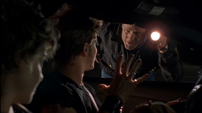 ROSWELL_-_E2X08_MEET_THE_DUPES_071.jpg