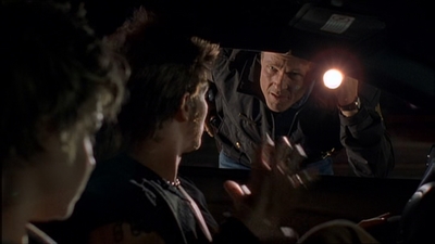 ROSWELL_-_E2X08_MEET_THE_DUPES_076.jpg