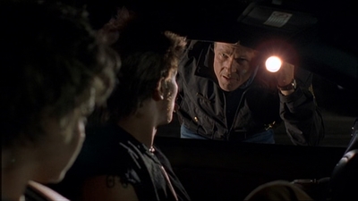 ROSWELL_-_E2X08_MEET_THE_DUPES_078.jpg