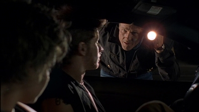 ROSWELL_-_E2X08_MEET_THE_DUPES_080.jpg