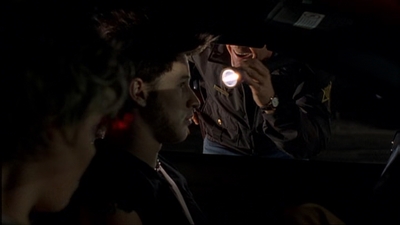 ROSWELL_-_E2X08_MEET_THE_DUPES_109.jpg
