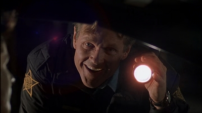 ROSWELL_-_E2X08_MEET_THE_DUPES_111.jpg