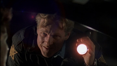 ROSWELL_-_E2X08_MEET_THE_DUPES_125.jpg