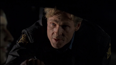 ROSWELL_-_E2X08_MEET_THE_DUPES_151.jpg