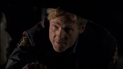 ROSWELL_-_E2X08_MEET_THE_DUPES_153.jpg