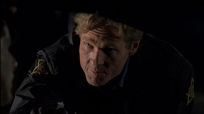 ROSWELL_-_E2X08_MEET_THE_DUPES_158.jpg