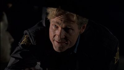 ROSWELL_-_E2X08_MEET_THE_DUPES_174.jpg