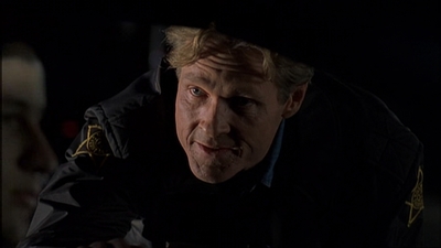 ROSWELL_-_E2X08_MEET_THE_DUPES_176.jpg