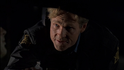 ROSWELL_-_E2X08_MEET_THE_DUPES_186.jpg