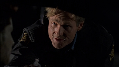 ROSWELL_-_E2X08_MEET_THE_DUPES_191.jpg
