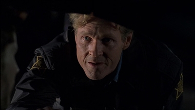 ROSWELL_-_E2X08_MEET_THE_DUPES_221.jpg