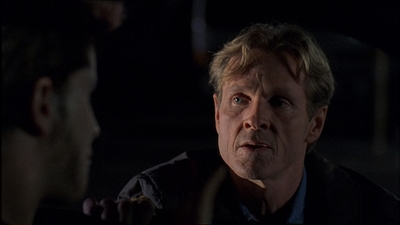 ROSWELL_-_E2X08_MEET_THE_DUPES_254.jpg