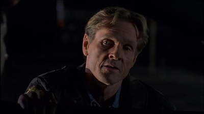 ROSWELL_-_E2X08_MEET_THE_DUPES_266.jpg