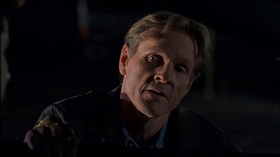 ROSWELL_-_E2X08_MEET_THE_DUPES_269.jpg
