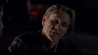 ROSWELL_-_E2X08_MEET_THE_DUPES_271.jpg