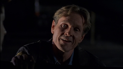ROSWELL_-_E2X08_MEET_THE_DUPES_291.jpg