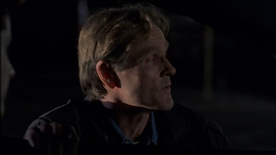 ROSWELL_-_E2X08_MEET_THE_DUPES_299.jpg
