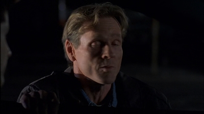ROSWELL_-_E2X08_MEET_THE_DUPES_301.jpg