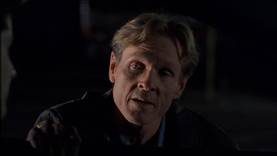 ROSWELL_-_E2X08_MEET_THE_DUPES_304.jpg