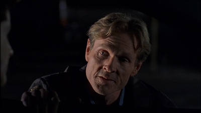 ROSWELL_-_E2X08_MEET_THE_DUPES_312.jpg