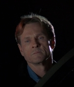 ROSWELL_-_E2X08_MEET_THE_DUPES_019.jpg
